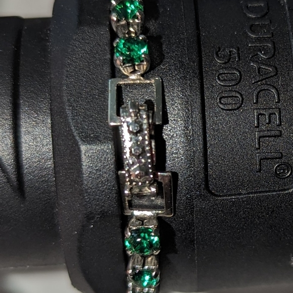 Vintage set emerald green bracelet and earrings - Picture 5 of 8